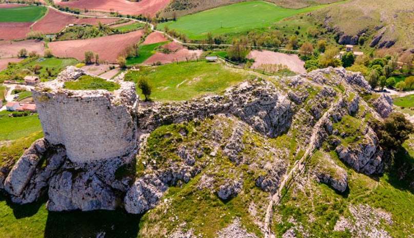 Castillo de Monasterio de Rodilla, Spain